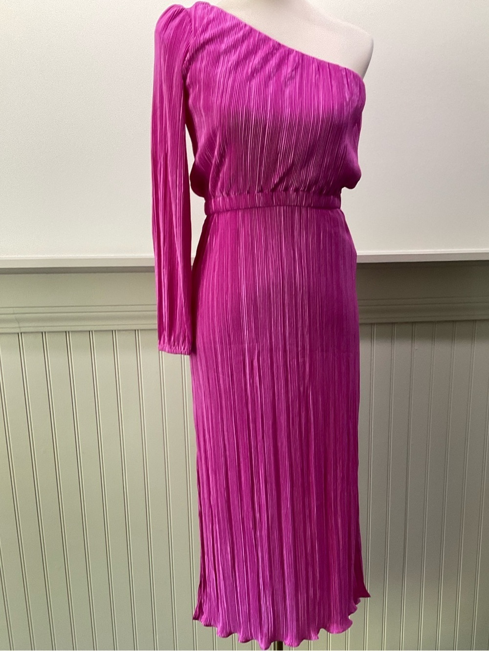 Petal & Pup One-Shoulder Pleated Midi Dress NWOT XS Fuchsia Pink